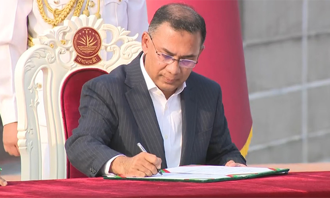 তারেক রহমানের নেতৃত্বে দ্রুত এগিয়ে যাচ্ছে বাংলাদেশ