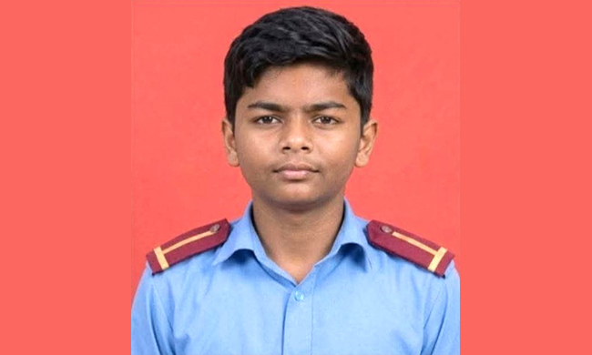 রামগঞ্জে শিক্ষার্থীর মৃত্যু ঘিরে বিক্ষোভ-মানববন্ধন, শিক্ষাপ্রতিষ্ঠানে ব্যাপক ভাঙচুর