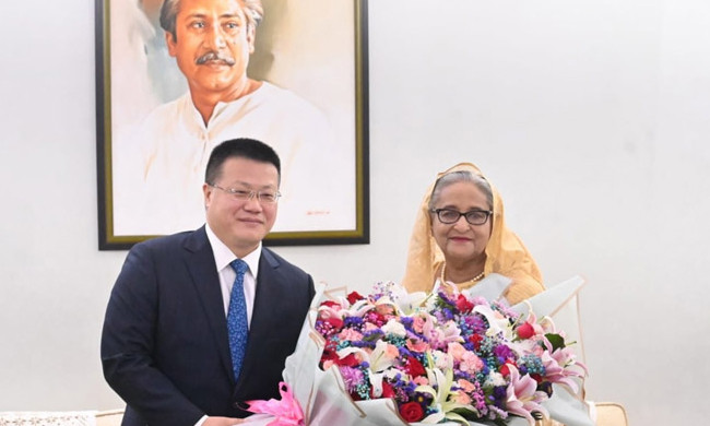প্রধানমন্ত্রীর সঙ্গে চীনা রাষ্ট্রদূতের সাক্ষাৎ &nbsp;&nbsp;