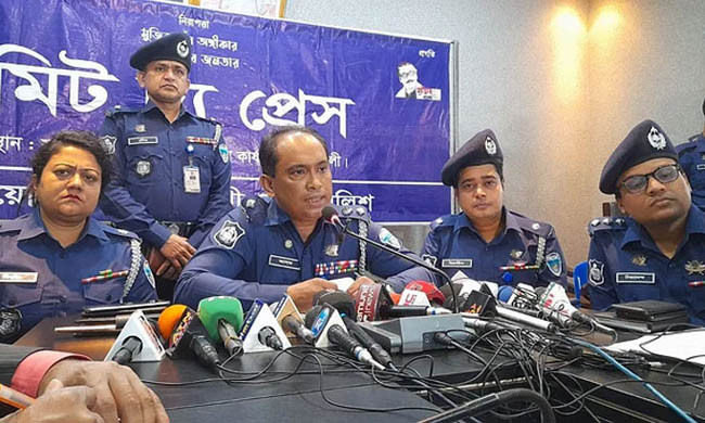 নোয়াখালীতে মা-মেয়েকে ধর্ষণের আগে চুরির নাটক সাজান আওয়ামী লীগ নেতা: পুলিশ &nbsp;&nbsp;