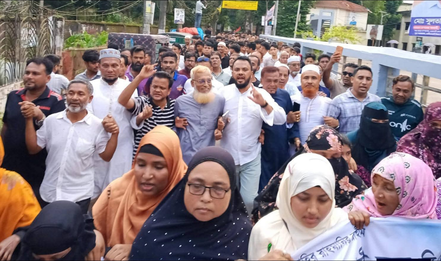 চাটখিলে বিএনপির ৪৮তম প্রতিষ্ঠাবার্ষিকী পালিত বর্ণাঢ্য র‍্যালি ও আলোচনা সভায় নেতাকর্মীদের ব্যাপক উপস্থিতি