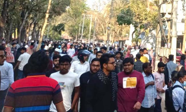ভর্তি পরীক্ষা দিতে এসে হারিয়ে যাওয়া পরীক্ষার্থীকে উদ্ধার করল পুলিশ